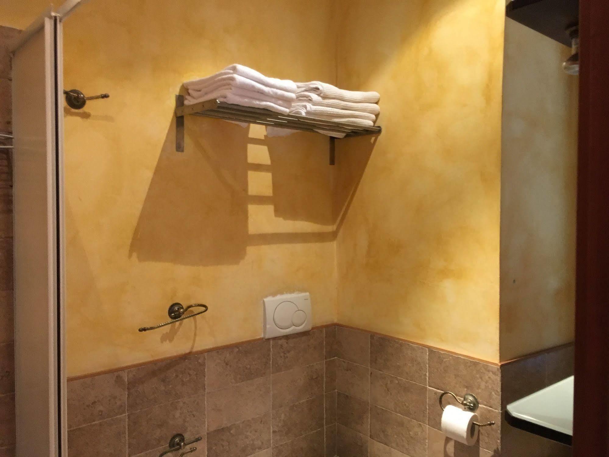 Momi Bed And Breakfast Рим Екстер'єр фото