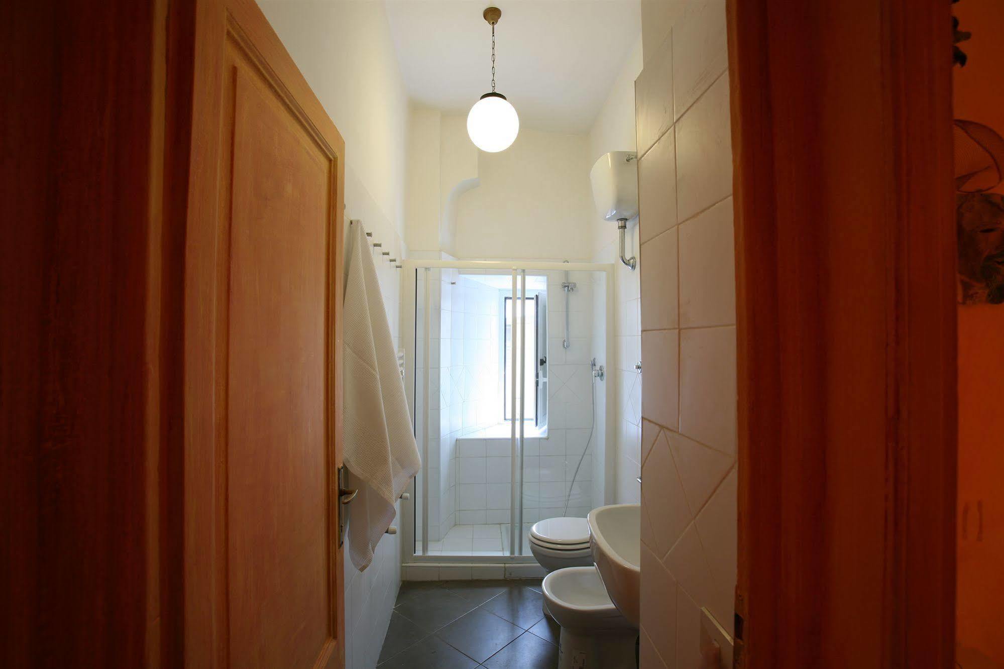 Momi Bed And Breakfast Рим Екстер'єр фото
